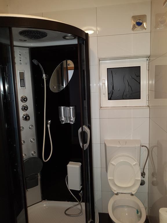 Apartman 4 Kilometar To City Centar 스플리트 외부 사진